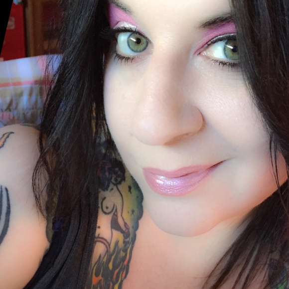 Meet The Posher Other - Meet Your Posher, Jenn!